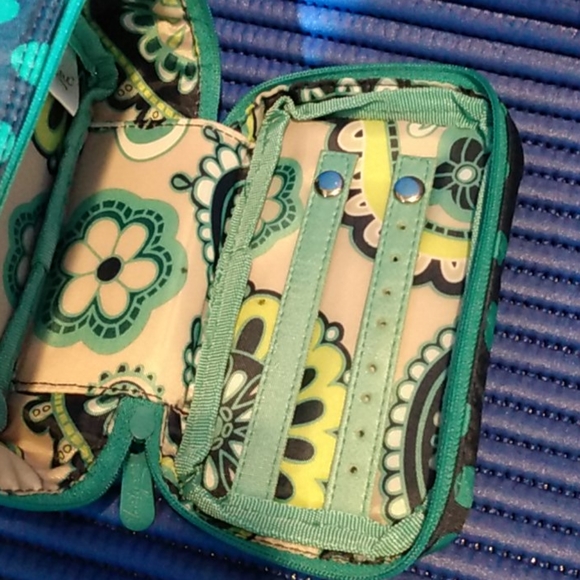 Thirty-one - Picture 3 of 3